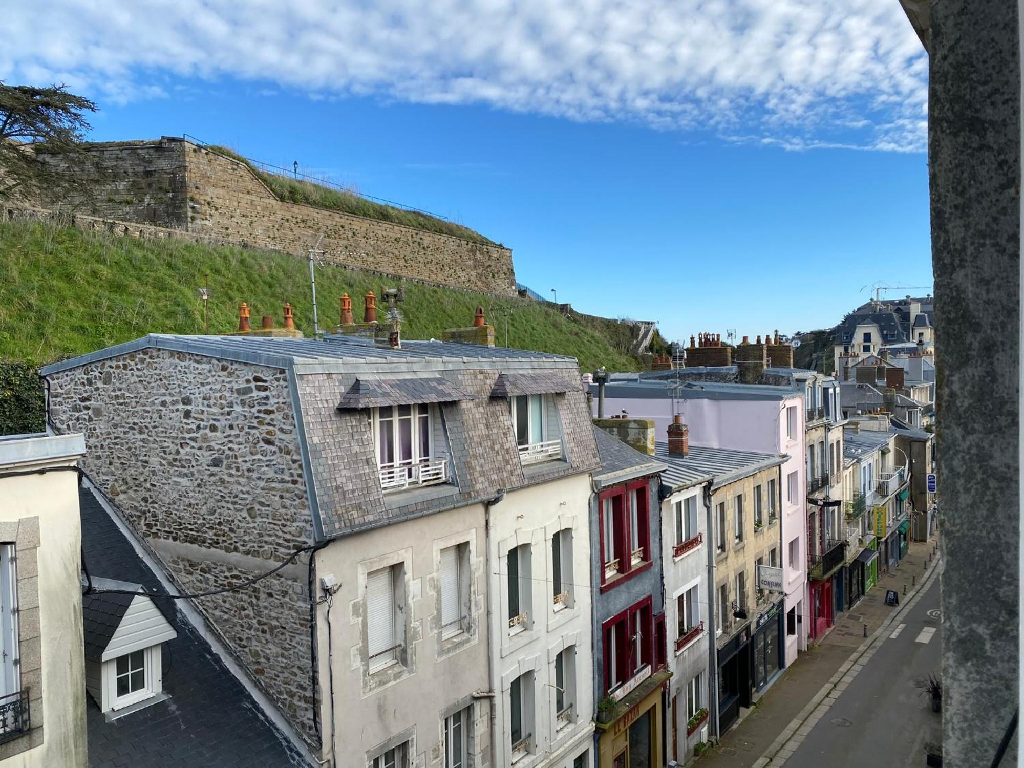 La Petitevillaise Granville Exterior foto